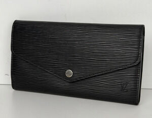 Louis Vuitton Sarah Wallet Black Epi Leather & Snap Closure NFC K2